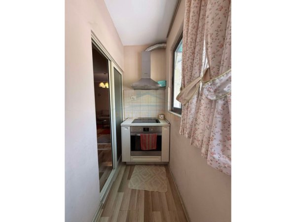 Tirane, shitet 1+1+Ballkon , 59 m² 135.000 € (Pallati me Shigjeta)