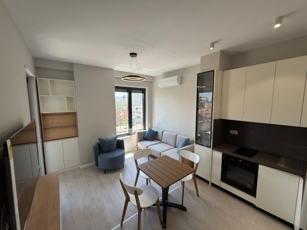 Tirane, jepet me qera apartament 1+1+Ballkon , (Rruga Karl Gega, Stacioni i Trenit)