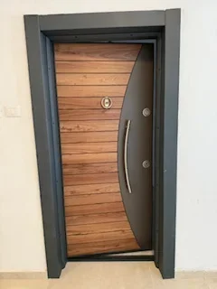 Kruje, shitet apartament 3+1+Ballkon Kati 3, 110 m² 100.000 € (Thumane)