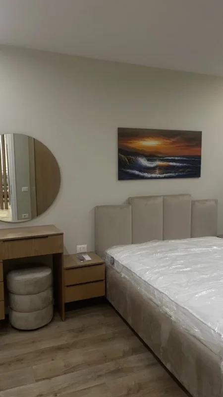 Tirane, jepet me qera apartament 2+1+Ballkon Kati 1, 112 m² 1.800 € (Liqeni i Thate)