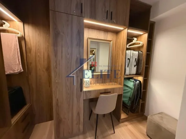 Tirane, shitet apartament 2+1+Ballkon Kati 2, 127 m² 300.000 € (Kodra e Diellit 2)