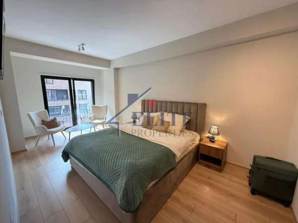 Tirane, shitet apartament 2+1+Ballkon Kati 2, 127 m² 300.000 € (Kodra e Diellit 2)