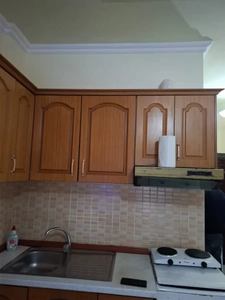 okazion Vlore LUNGOMARE/ 2500 leke nata