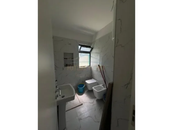 Mali Robit, shitet apartament 2+2+Oborr Kati 0, 101 m² 105.000 € (Golem, Durres)