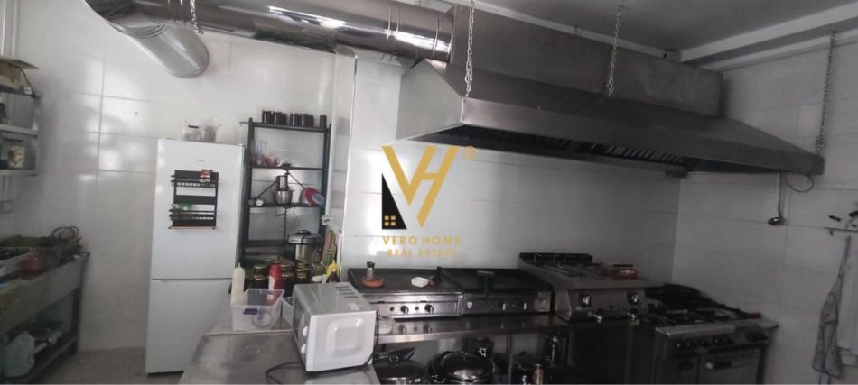 Tirane, jepet me qera ambjent biznesi Kati 0, 150 m² 2.500 € (MYSLYM SHYRI)