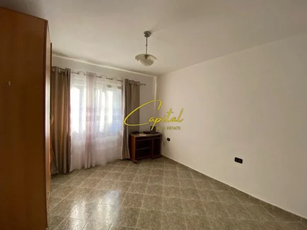 Tirane, shitet apartament 2+1 Kati 4, 65 m² 131.600 € (ALI DEMI)