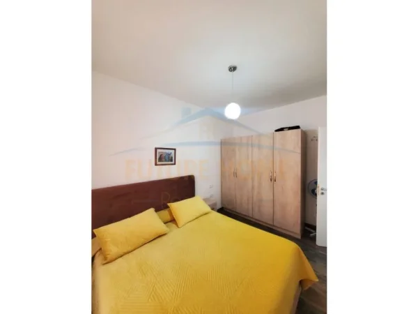 Tirane, shitet apartament 2+1+Ballkon Kati 2, 99 m² 135.000 € (Fresk)