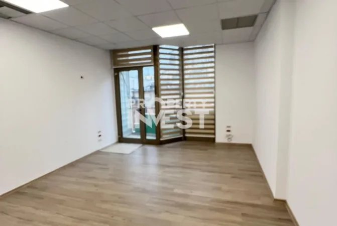 Tirane, jepet me qera zyre Kati 3, 100 m² 1.650 € (Sheshi Willson)