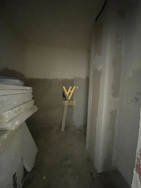 Tirane, shitet apartament 2+1+Ballkon Kati 2, 86 m² 191.250 € (RRUGA E ELBASANIT)