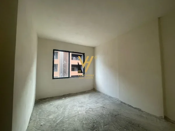 Tirane, shitet apartament 2+1+Ballkon Kati 2, 86 m² 191.250 € (RRUGA E ELBASANIT)