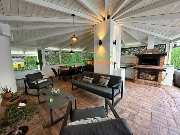 Mali Robit, shitet apartament+verande | Penthouse 3+1 Kati 5, 230 m² 255.000 € 