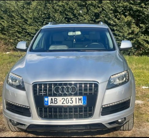 Shqiperi, shes SUV | Xhip Audi Q7 Nafte, gri metalizato automatik Klima 200.000 km 11.000 €