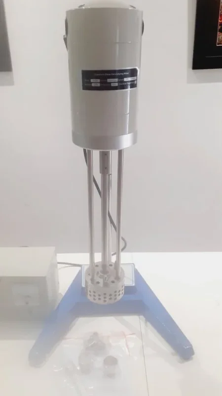 Tirane, Homogjenizues me xhiro deri ne 11.000 xhiro/minute