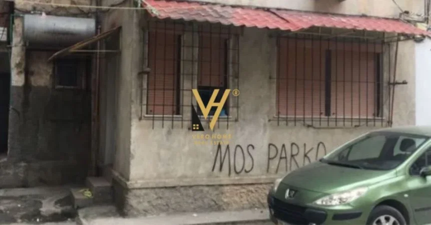 Tirane, jepet me qera ambjent biznesi Kati 0, 36 m² 420 € (BRRYLI)