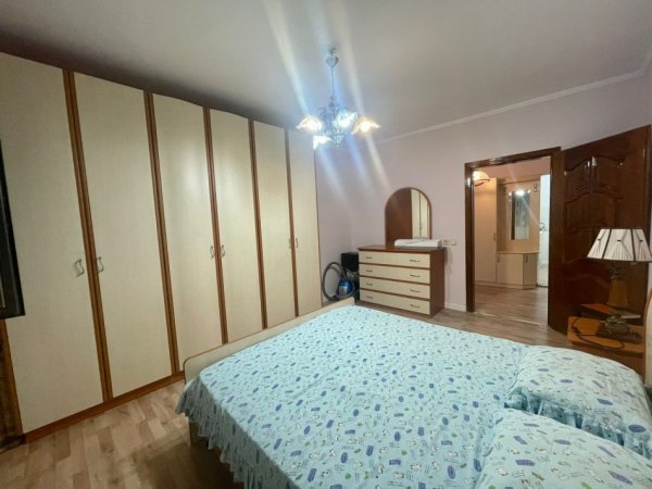 APARTAMENT  2+1 ME QIRA   500 € DIPLOMAT 2