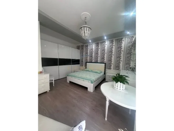 Durres, shitet apartament 3+1 Kati 0, 131 m² 155.000 € 