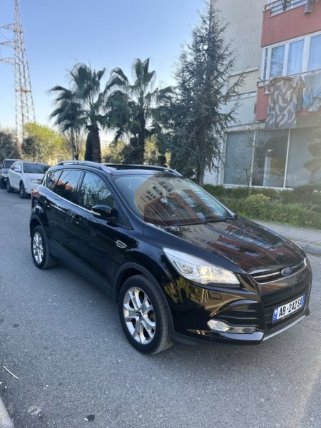 Tirane, shes SUV | Xhip Ford Kuga Nafte, e zeze automatik Kondicioner 12.700 €