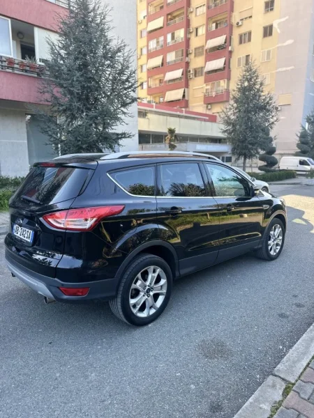 Tirane, shes SUV | Xhip Ford Kuga Nafte, e zeze automatik Kondicioner 12.700 €