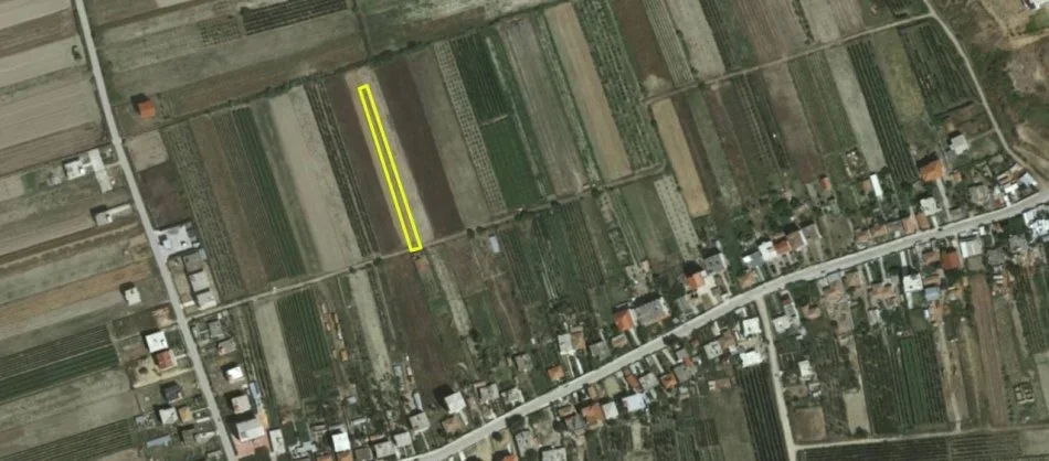 Spille, shitet toke ne bregdet , 2.100 m² 62.000 € (Spille,Kavaje)