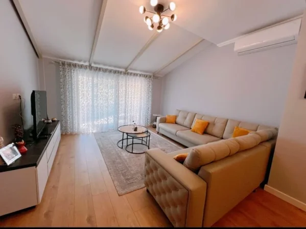 Tirane, shitet apartament 2+1 Kati 2, 115 m² 199.000 € (Ish restorant durresi)