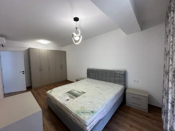 Tirane, Liste me oferta apartament 1+1+Ballkon Kati 6, 70 m² (KODRA E DIELLIT)