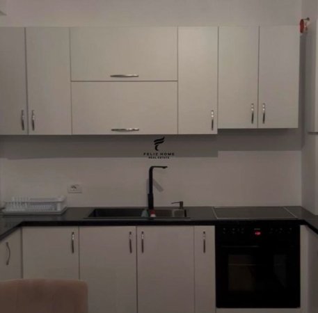 Tirane, shitet apartament 1+1+Ballkon Kati 8, 70 m² 135.000 € (ASTIR)