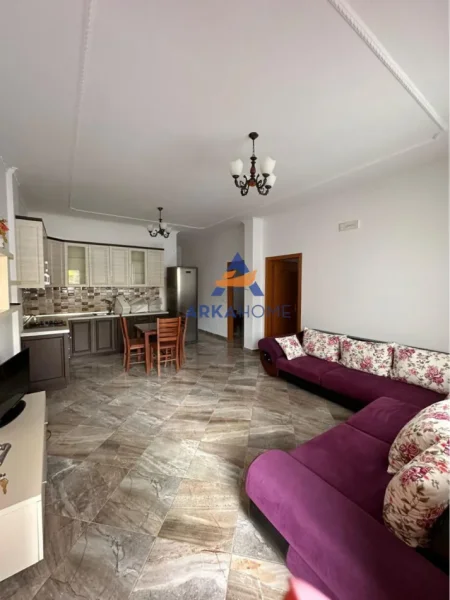 Tirane, jepet me qera apartament 2+1 Kati 1, 90 m² 400 € 