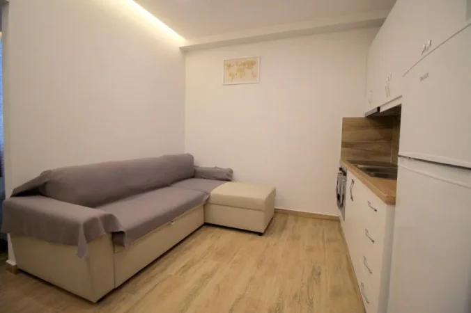 Tirane, shitet apartament 1+1 Kati 5, 50 m² 80.000 € (Sarande.)