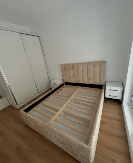 Tirane, jepet me qera apartament 1+1+Ballkon Kati 1, 60 m² 420 € (Rezidenca Kaimi)