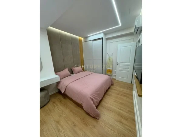 Tirane, jepet me qera apartament 1+1+Aneks Kati 1, 53 m² 600 € (Neom116080)