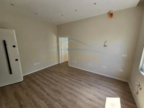 Tirane, shitet 1+1 Kati 4, 49 m² 139.000 € 