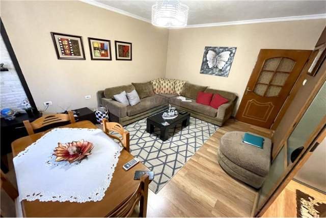 Tirane, shitet apartament 1+1+A Kati 2, 63 m² 55.000 Euro (Rr. LLambi Bonata)