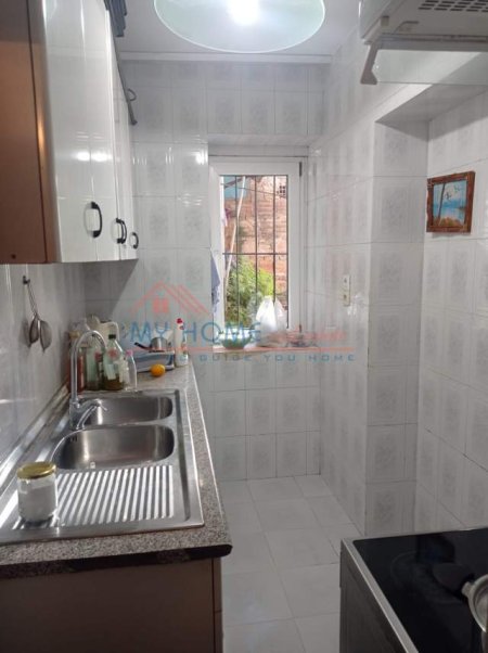 Tirane, shitet apartament 3+1+BLK Kati 2, 9.898 m² 140.000 Euro (hoxha tasim)