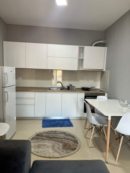 Tirane, jepet me qera apartament 1+1+BLK Kati 3, 67 m² 450 Euro (KOMPLEKSI BESA, DON BOSKO)