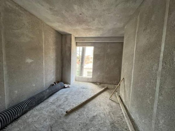 Tirane, shitet apartament 2+1+BLK Kati 2, 111 m² 132.720 Euro (Laprakë)