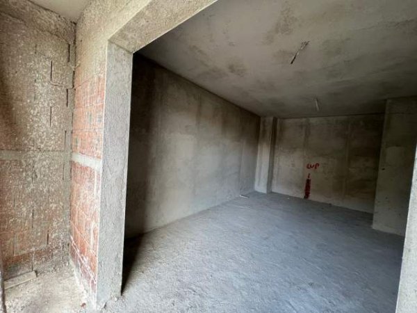 Tirane, shitet apartament 2+1+BLK Kati 2, 111 m² 132.720 Euro (Laprakë)