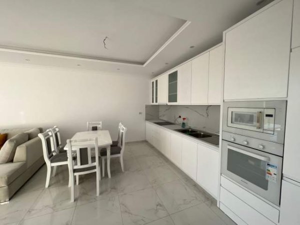 Tirane, jepet me qera apartament 2+1 Kati 5, 115 m² 550 Euro (Fusha Aviacionit)