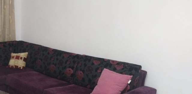 Tirane, jepet me qera apartament 1+1+BLK Kati 5, 60 m² 300 Euro (Perball Kompleksit Square 21,Rruga Kavajes)