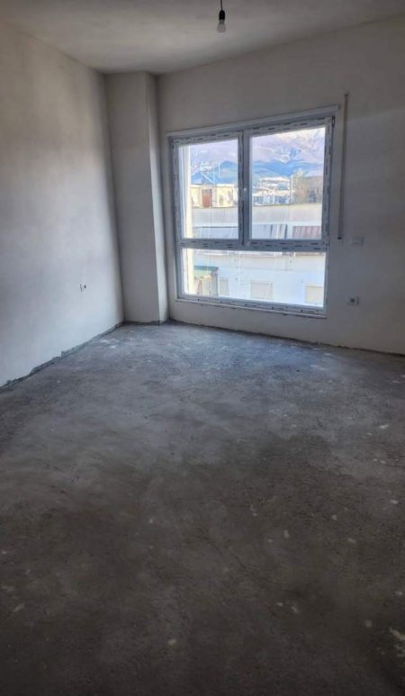 Tirane, shitet apartament 2+1 Kati 10, 109 m²  (Rruga e Barrikadave)