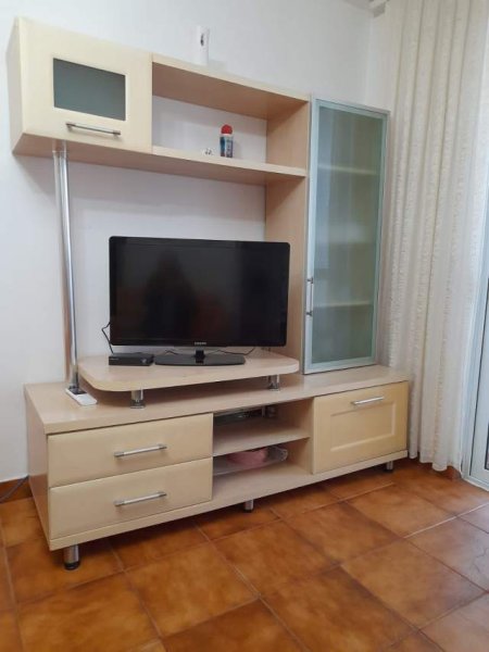 Tirane, jepet me qera apartament 2+1+BLK Kati 6, 100 m² 450 Euro (Pazari i Ri)