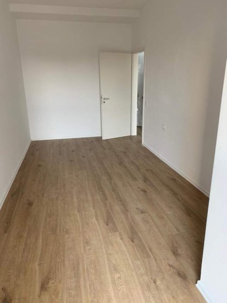 Tirane, shitet apartament 1+1+BLK Kati 1, 54 m² 88.500 Euro (Rruga Siri Kodra)