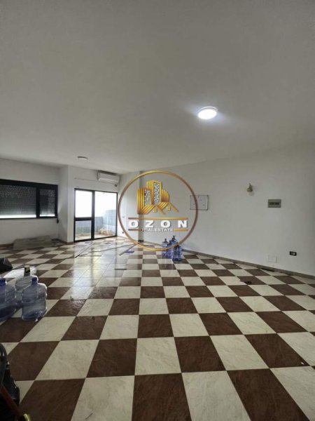Tirane, jepet me qera apartament 2+1+A+BLK Kati 3, 120 m² 720 Euro (BLLOKU)