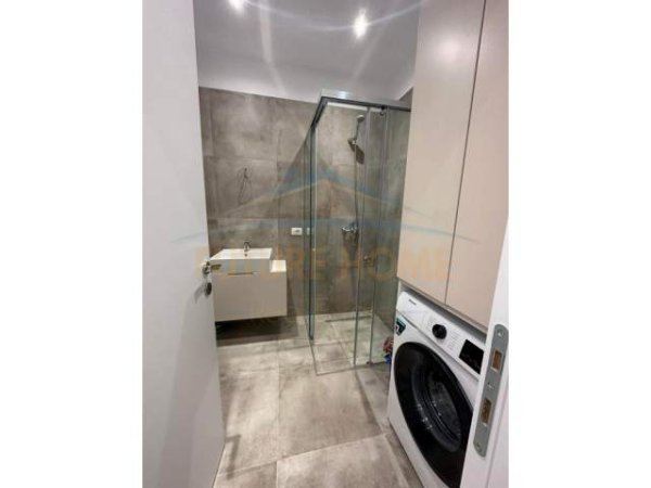 Tirane, shes apartament 2+1+BLK Kati 3, 117 m² 206.000 Euro (Unaza e Re)