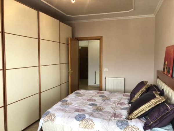Tirane, jepet me qera apartament 1+1+BLK Kati 7, 75 m² 500 Euro (Rruga Medar Shtylla)