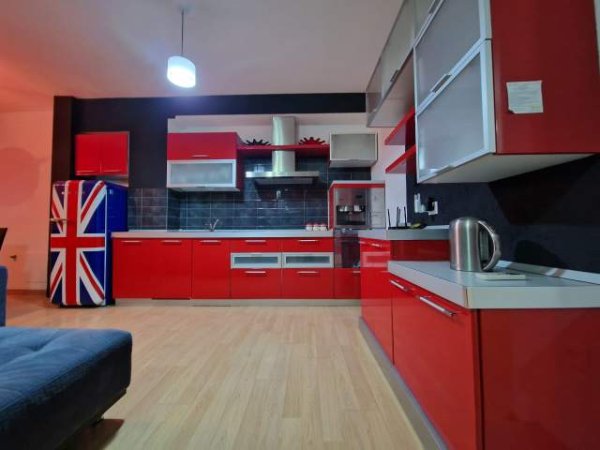 Tirane, jepet me qera apartament 2+1+BLK Kati 5, 98 m² 700 Euro (Siri Kodra)
