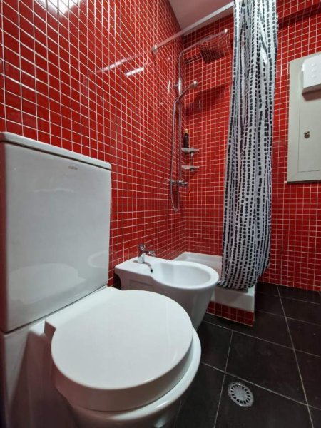 Tirane, jepet me qera apartament 2+1+BLK Kati 5, 98 m² 700 Euro (Siri Kodra)