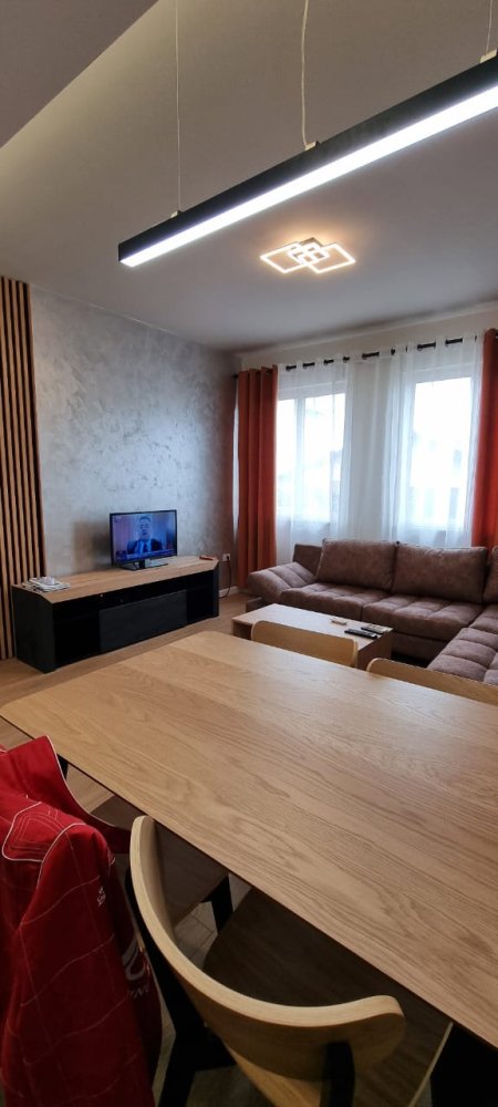 Tirane, jepet me qera apartament 1+1+BLK Kati 1, 50 m² 500 Euro (Rruga tish dahia)
