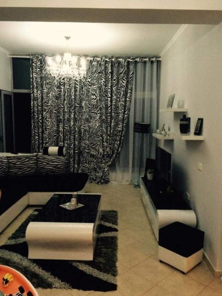Tirane, shitet apartament 2+1 Kati 3, 114 m² 180.000 Euro (Rruga e Kavajes)