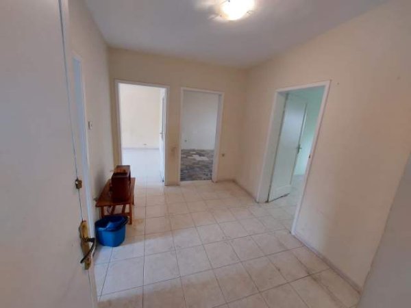 Tirane, ofert apartament 2+1+BLK Kati 3, 95 m² 130.000 Euro (shkolla 7 marsi)