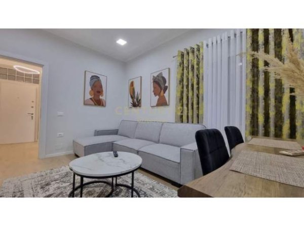 Tirane, jepet me qera apartament 2+1+BLK Kati 2, 65 m² 600 Euro (21 Dhjetori)
